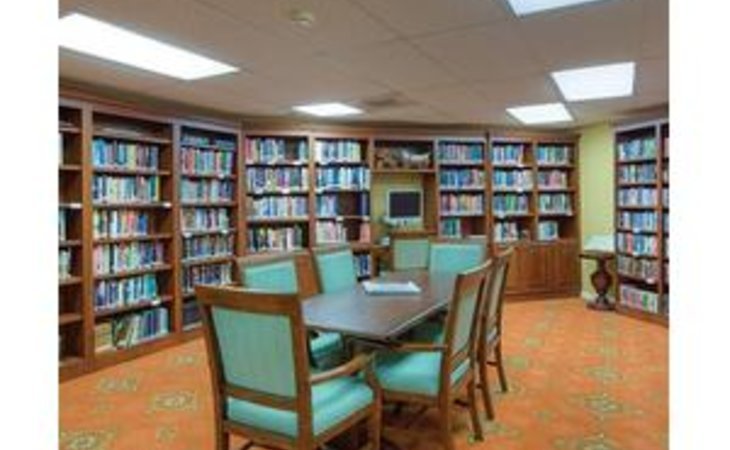 plaza-west-health-center-at-freedom-plaza-33573-1240575_8