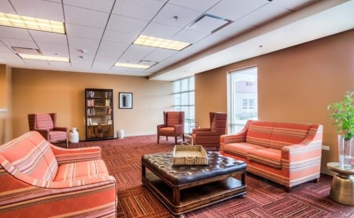 senior-suites-of-bellwood-60104-1240689_3