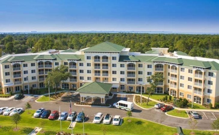 american-house-bluewater-bay-32578-1241268_1