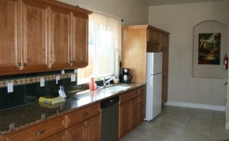 green-gables-care-home-3-93611-1248456_2