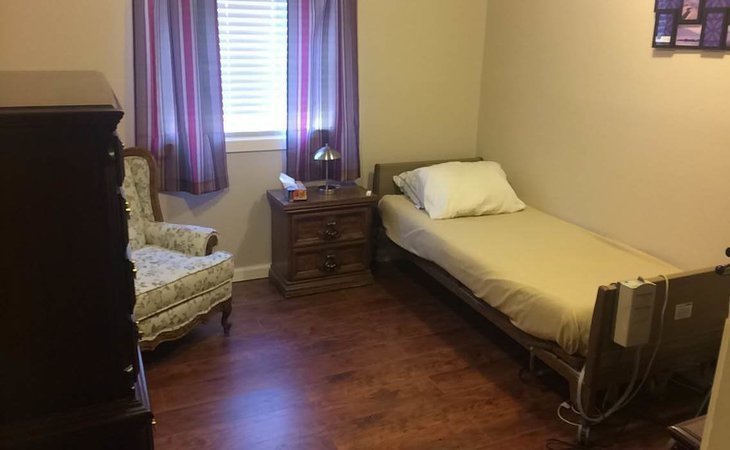 monte-cristo-adult-care-home-85022-1248847_2