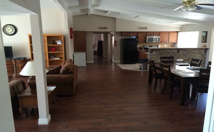 monte-cristo-adult-care-home-85022-1248847_3