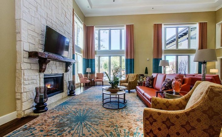 the-oaks-assisted-living-and-memory-care-75022-1248914_5