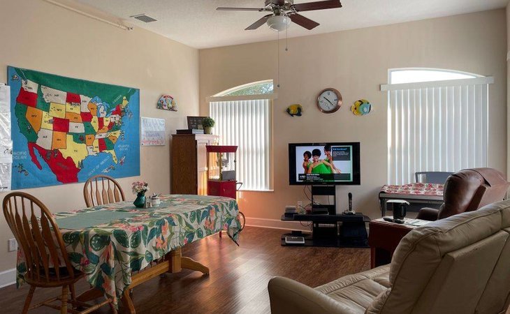 brendlyn-assisted-living-llc-32137-1249206_2
