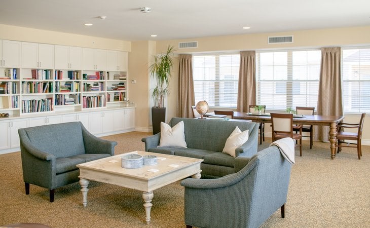 the-boulevard-senior-living-63301-1250100_3