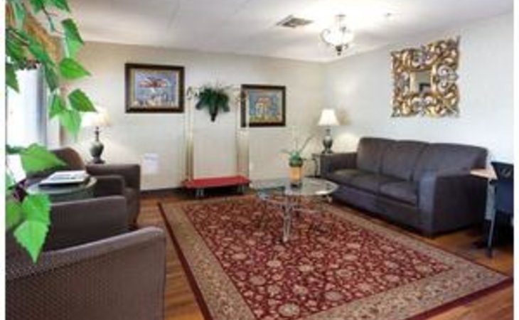 ahc-dyersburg-38024-1261750_3
