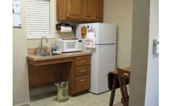 hilltop-lodge-health-and-rehab-center-67420-1261953_2