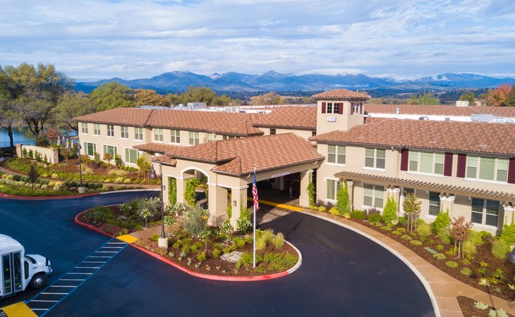 oakmont-of-redding-96002-1265845_2