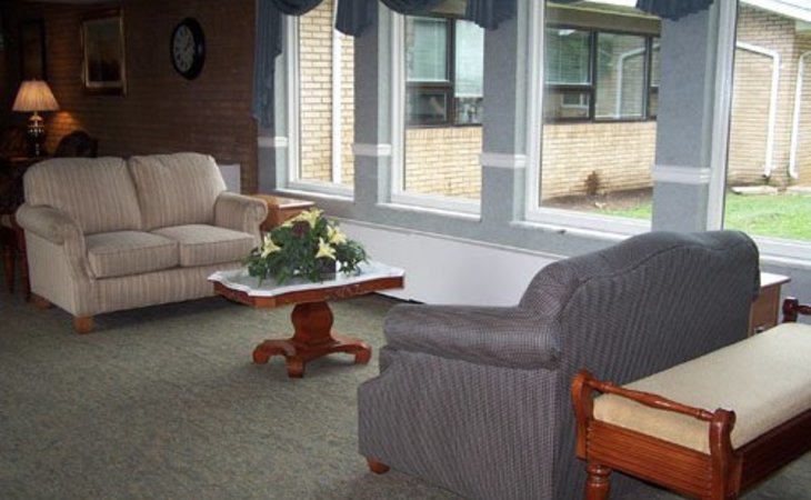 lancashire-hall-nursing-rehabilitation-center-17601-1272_7