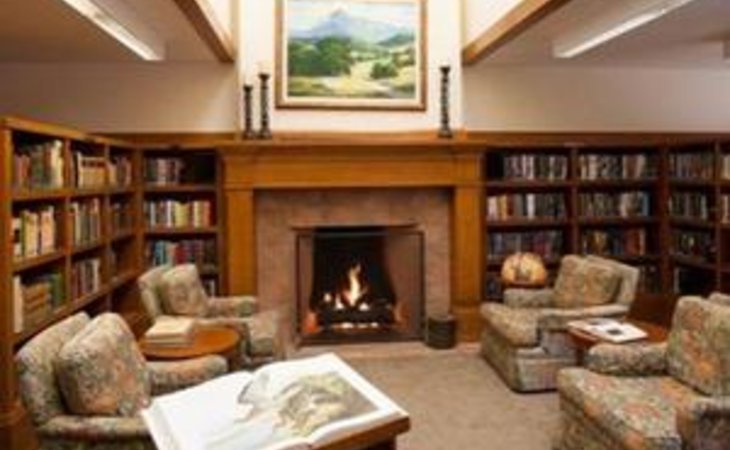 carmel-valley-manor-93923-128_11