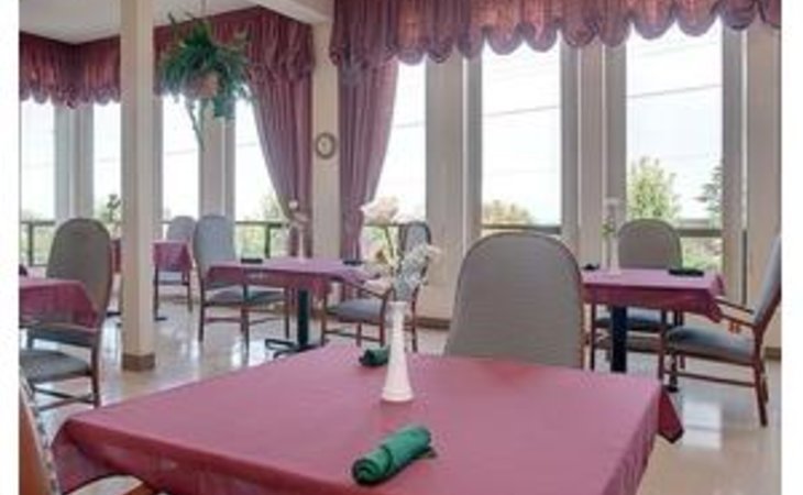 crestwood-health-and-rehabilitation-center-98362-1342582_2