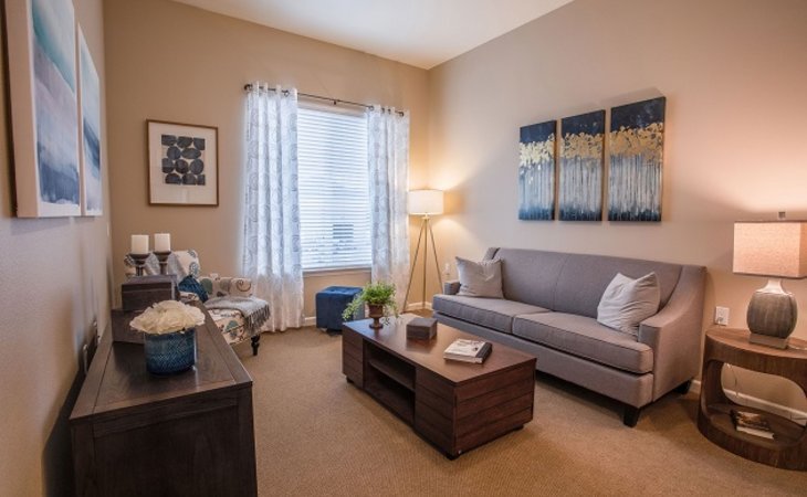 loma-clara-senior-living-95037-1362290_2