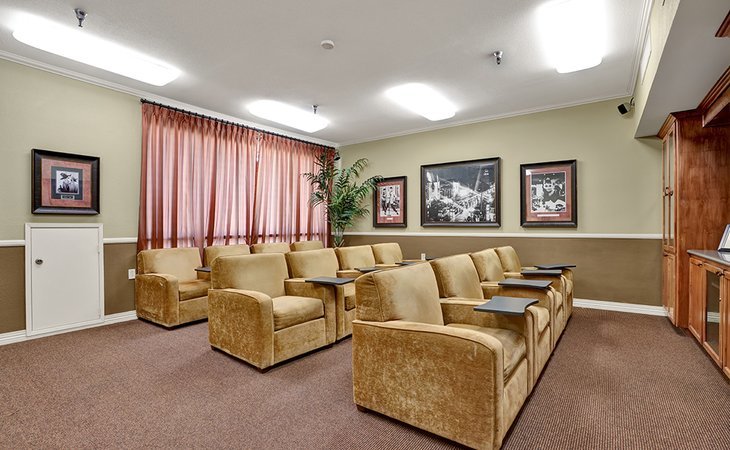 fallbrook-glen-of-west-hills-91307-1363179_2