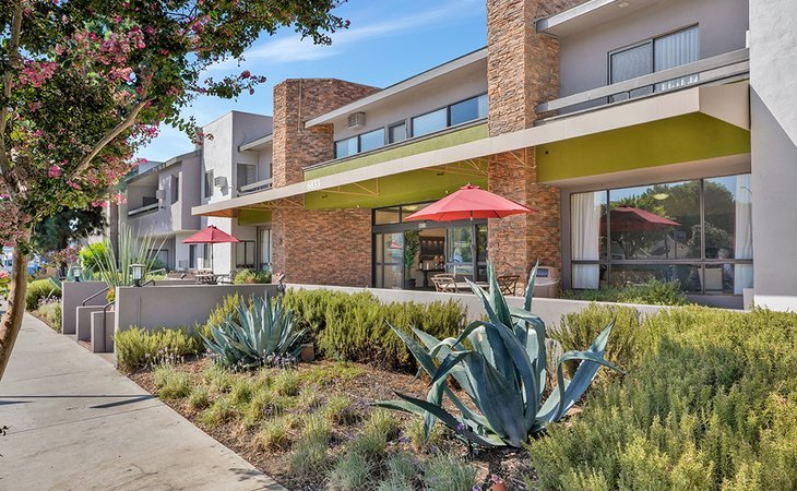 fallbrook-glen-of-west-hills-91307-1363179_3