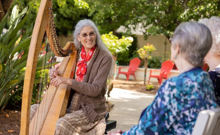 carlton-senior-living-san-leandro-94577-1363491_12