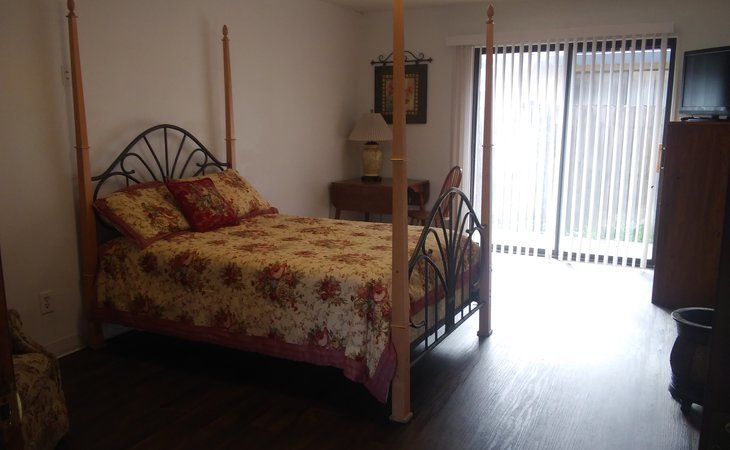 palm-gardens-senior-living-95695-1363535_2