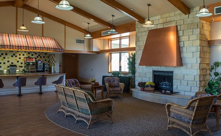 the-wellstead-of-rogers-diamondcrest-senior-living-55374-1363825_2