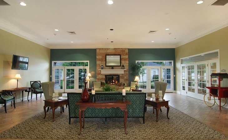 lorain-estates-senior-living-44053-1363978_2