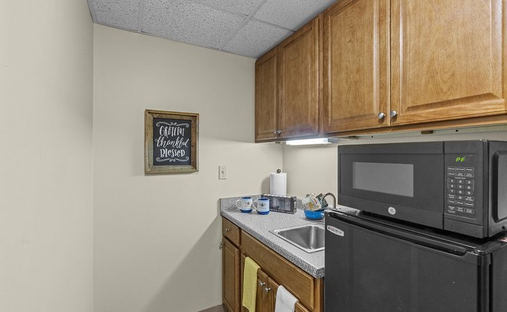 smithfield-woods-senior-living-02917-1364111_11
