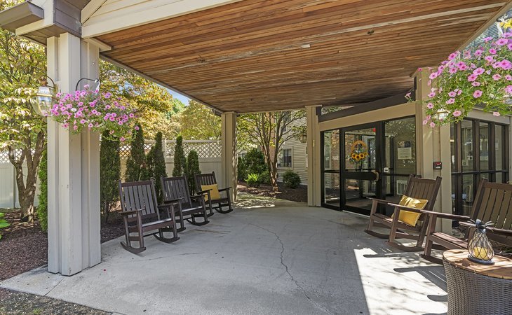 smithfield-woods-senior-living-02917-1364111_4
