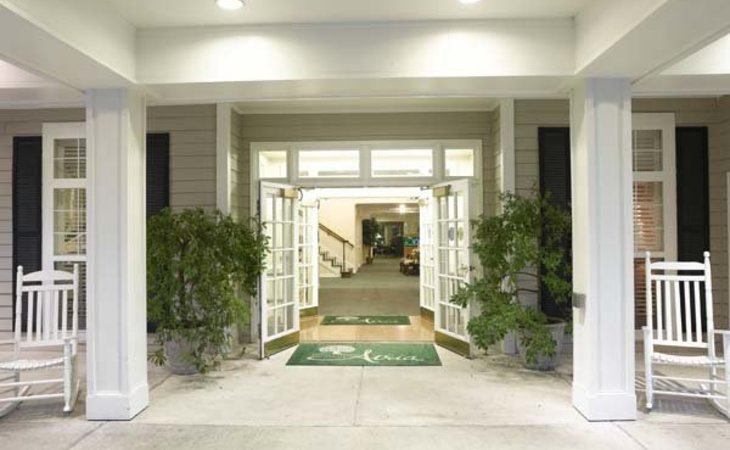 atria-forest-lake-29206-1364113_3