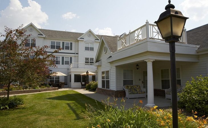 astoria-senior-living-omaha-68114-1364575_2