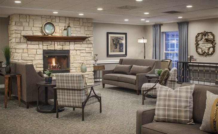 belmont-village-glenview-60025-1364654_5