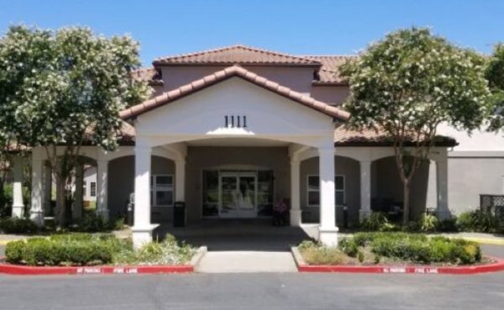 magnolia-court-95687-1364840_3