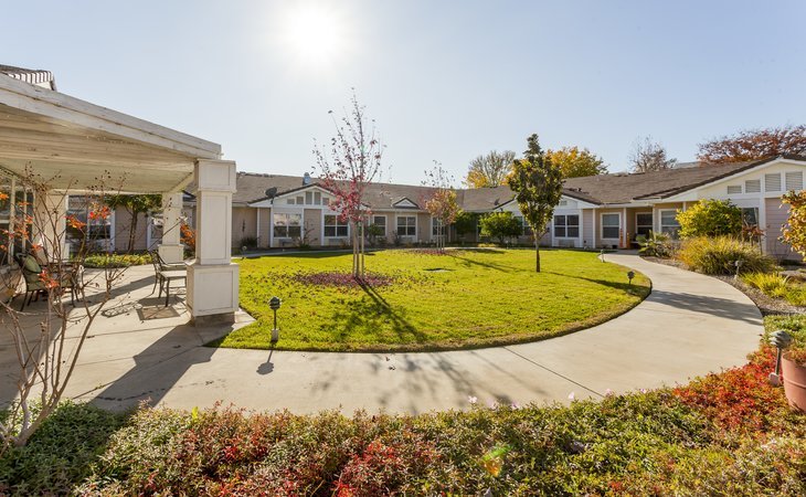 lassen-house-senior-living-96080-1365045_2