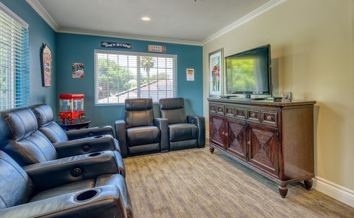 pacifica-senior-living-south-coast-92627-1365312_3