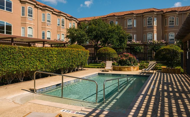 the-hampton-at-meadows-place-77477-1365383_7
