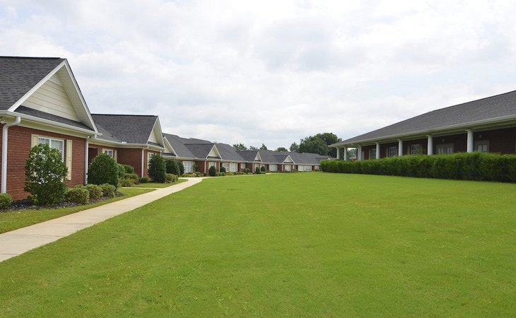 the-terrace-at-priceville-35603-1365623_5