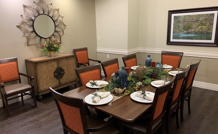 the-gardens-assisted-living-and-memory-care-springfield-65807-1365714_2