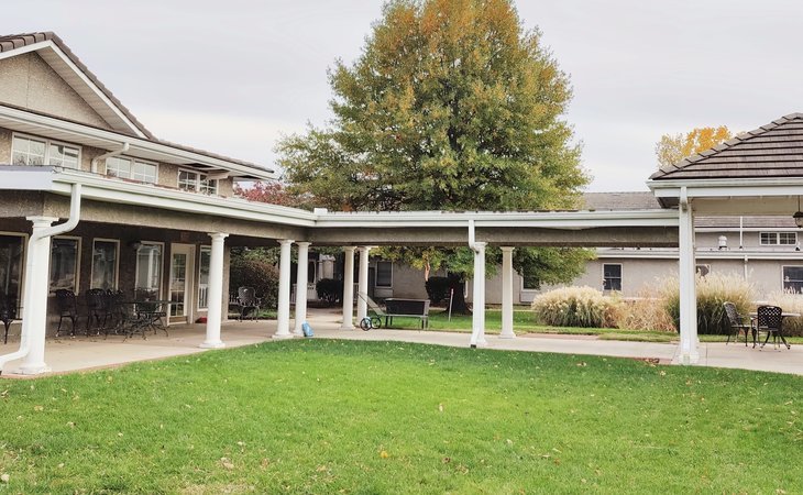 colonial-oaks-at-leawood-66224-1365729_10