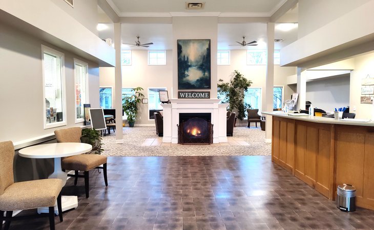colonial-oaks-at-leawood-66224-1365729_7