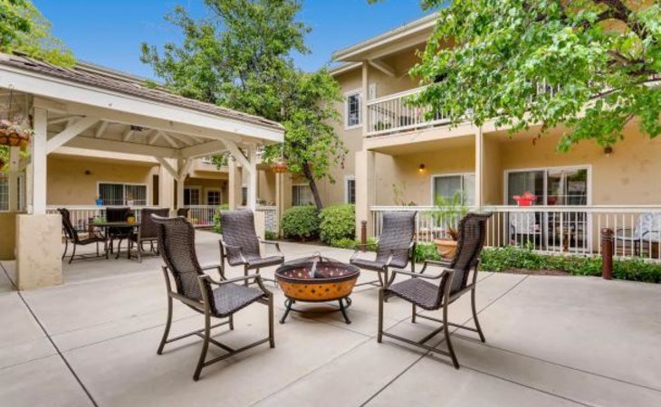 meadowbrook-senior-living-at-agoura-hills-91301-1365797_10