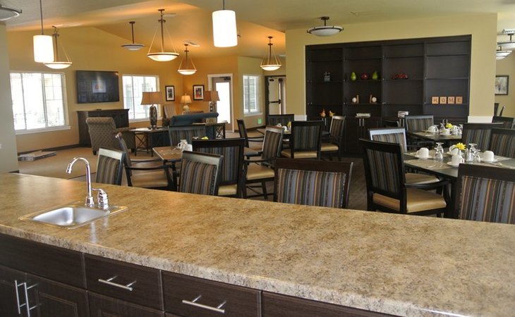 brightwater-senior-living-of-highland-92346-1365815_4