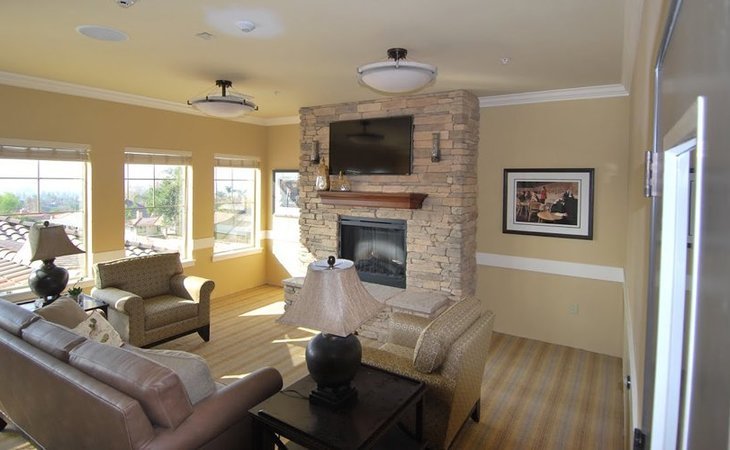 brightwater-senior-living-of-highland-92346-1365815_7