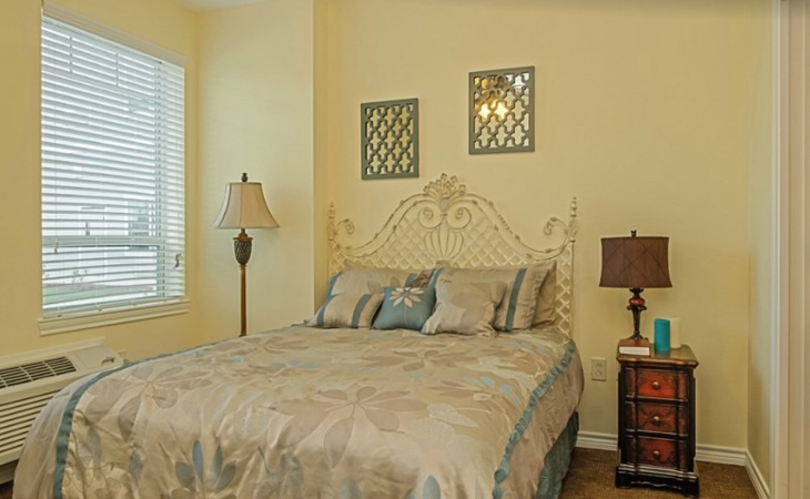 midtowne-assisted-living-and-memory-care-76065-1365938_7