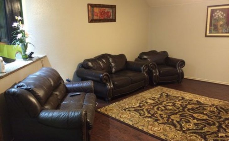 abby-s-place-75052-1365991_2