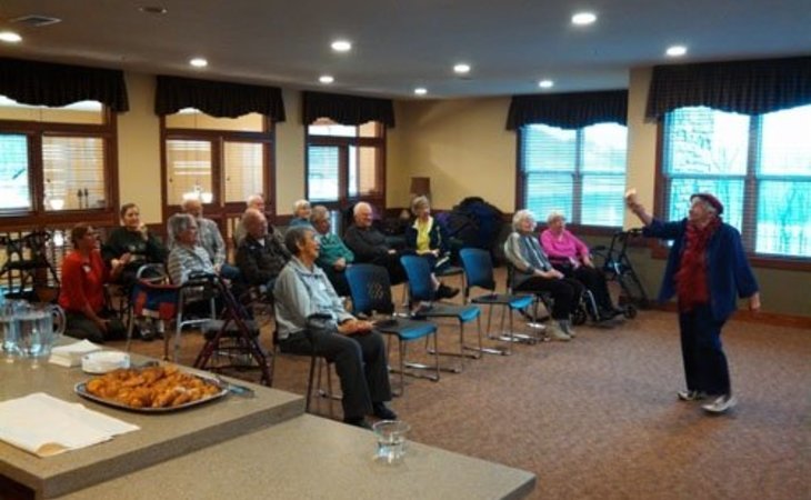 kingsley-shores-senior-living-55044-1366005_3