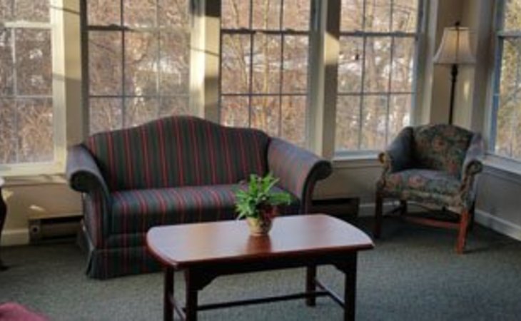paradise-assisted-living-21228-1366168_3