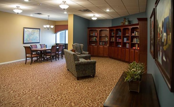 maple-hill-senior-living-55109-1366444_4