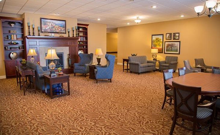 maple-hill-senior-living-55109-1366444_6