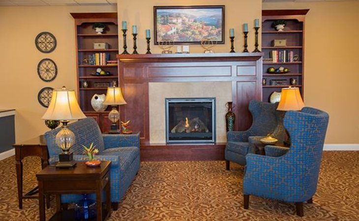 maple-hill-senior-living-55109-1366444_7