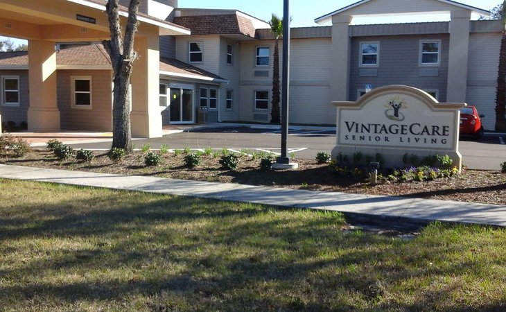 vintage-care-senior-living-32177-1366686_2
