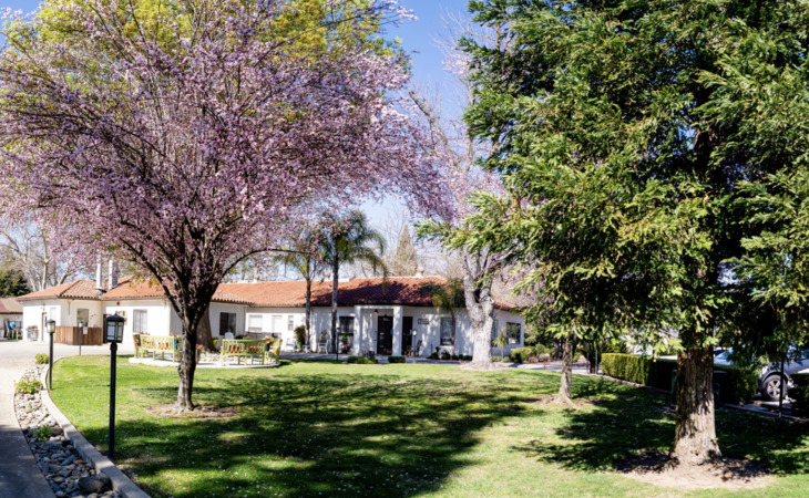 astoria-senior-living-oakdale-95361-1366725_1