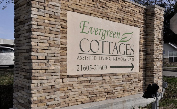evergreen-cottages-magnolia-cottage-77450-1366736_12