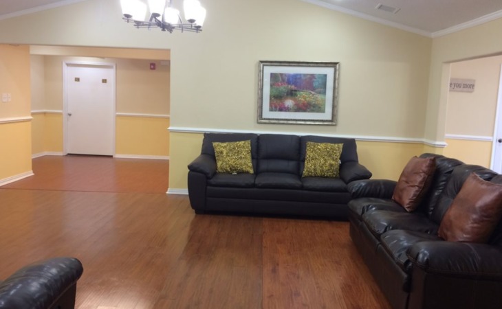 braeburn-manor-assisted-living-center-77071-1366856_2