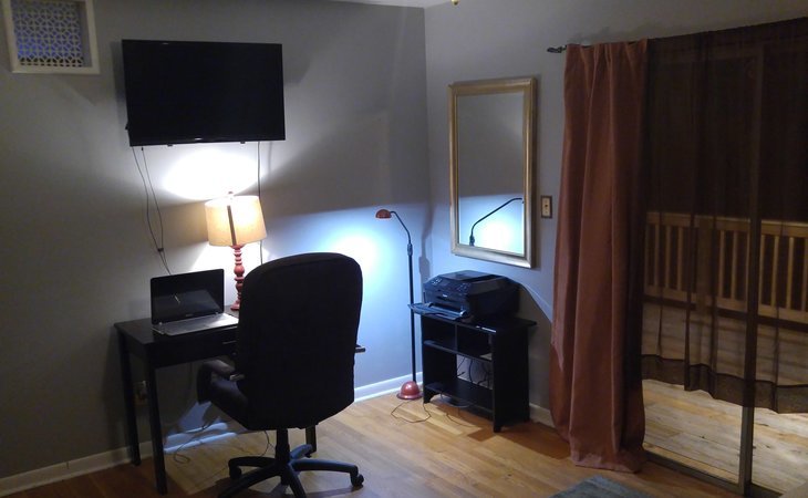 the-anderson-s-cozy-home-23185-1366870_3